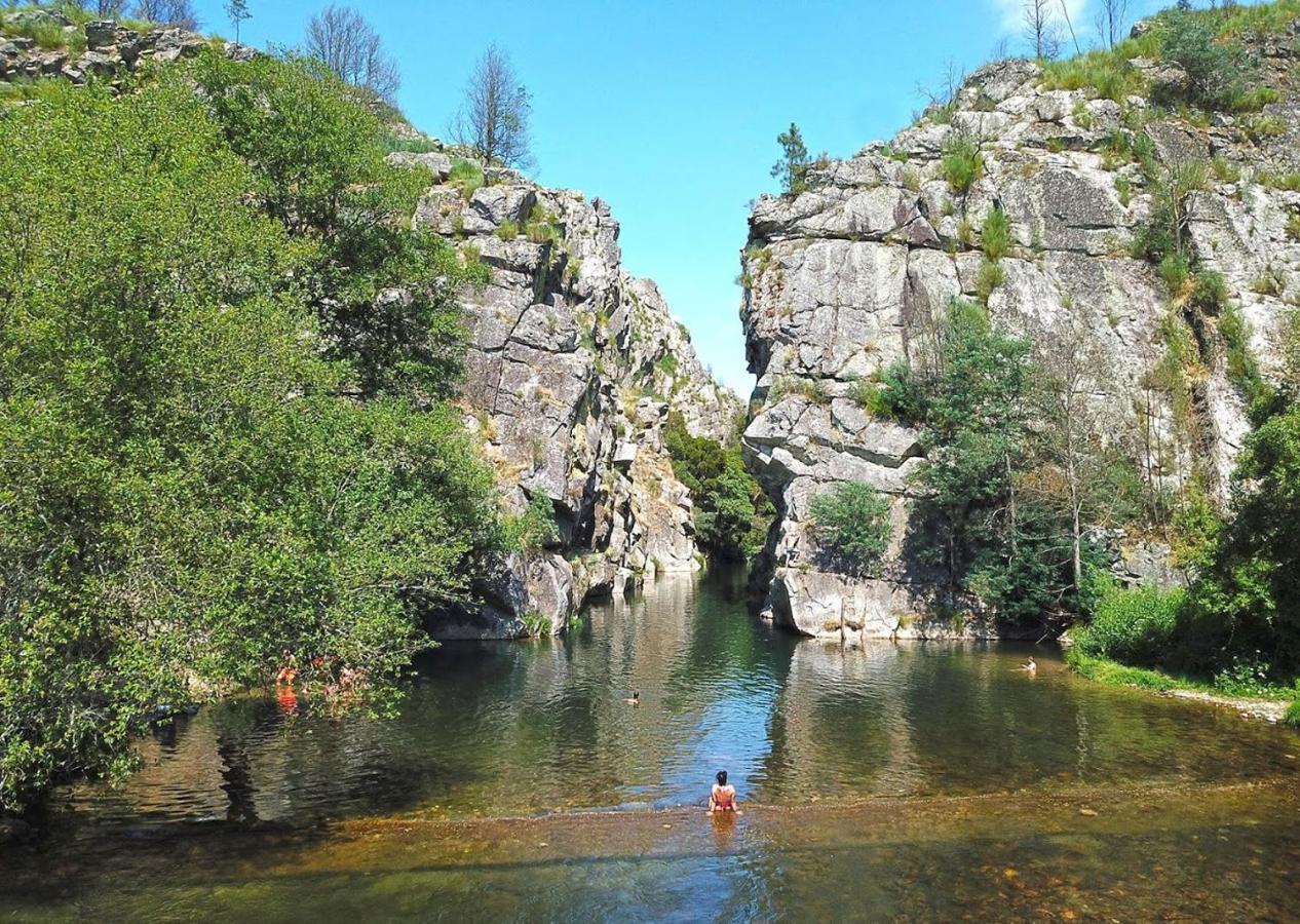 Appartamento Vivenda Do Sobreiro Al Serpins Esterno foto